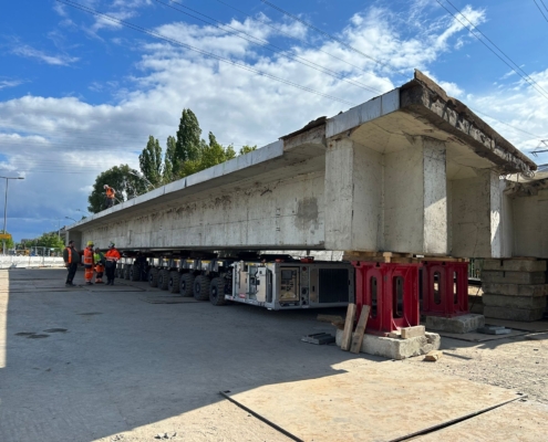 Marggraffbrücke in Berlin, 1.500 Tonnen Brücke, Hebetechnik, Brückenbau, Brückenausbau, SPMT