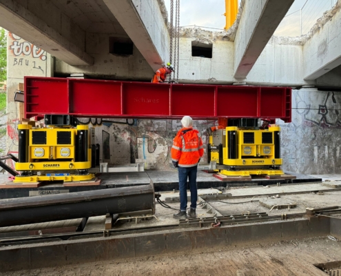 Marggraffbrücke in Berlin, 1.500 Tonnen Brücke, Hebetechnik