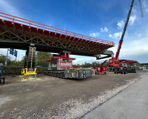 Duisburg Kaiserberg, Autokrane Schares, Brückenbau, lange Brücke, Spmt, Enerpac, Schwerlast, A40, Krane, Kranarbeiten, Kranunternehmen