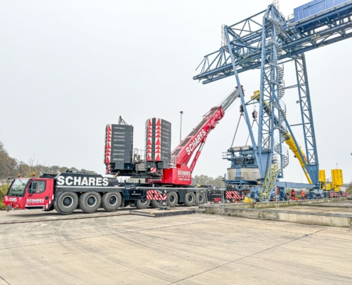 Hafen Emmerich, Autokrane Schares, Tandemhub, SPMT, Liebherr Mobilkrane, Raupenkrane